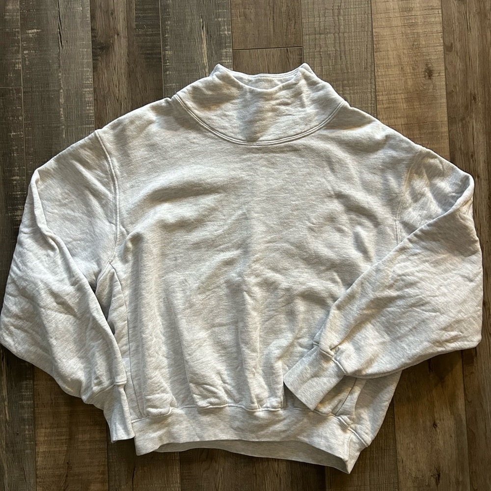 Joah Brown Grey Turtleneck Sweatshirt